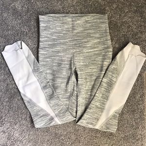 Lululemon Wunder Under Crop II Scallop Sz2